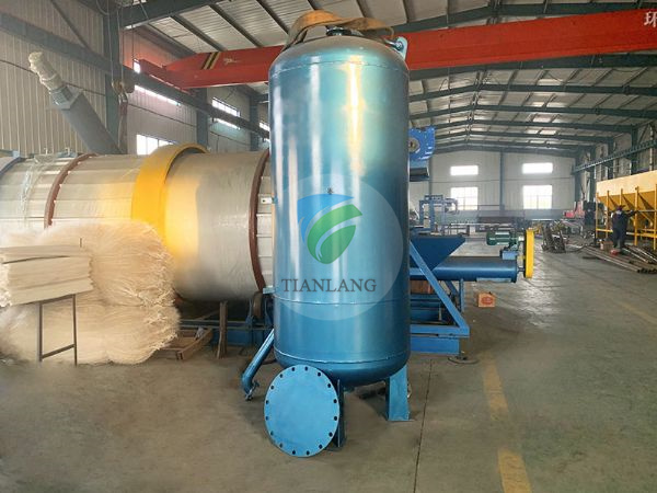 Mechanical filter delivery