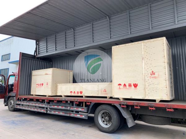 Pharmaceutical waste incinerator